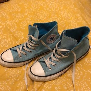 Unisex Light Blue Converse